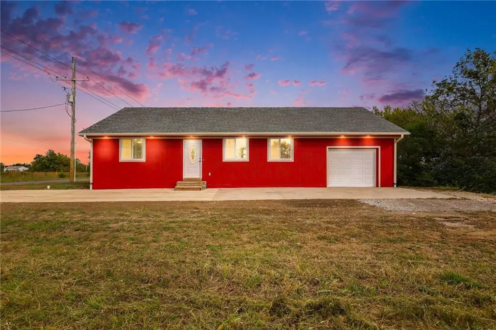 62 Wilderness Trail, Linn Valley, KS 66040 - #1