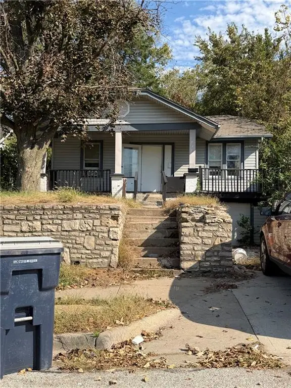 5829 Jackson Avenue, Kansas City, MO 64130 - #1