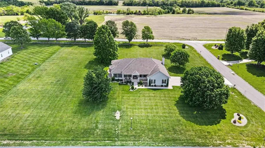 4204 SE Wingate Circle, Blue Springs, MO 64014 - #2