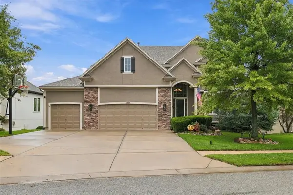 11018 W 163rd Terrace, Overland Park, KS 66221