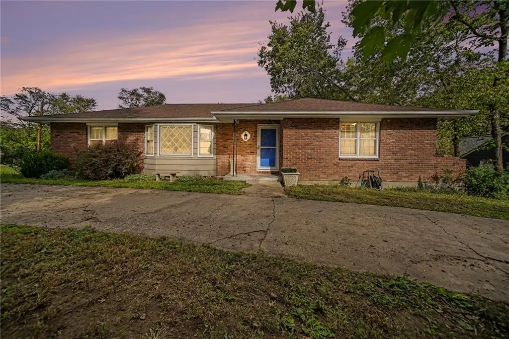 302 NE Northcrest Drive, Kansas City, MO 64116 - #1