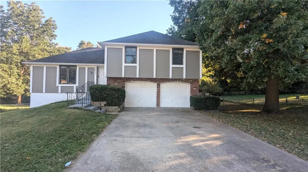 7611 E 100th Terrace, Kansas City, MO 64134 - #1