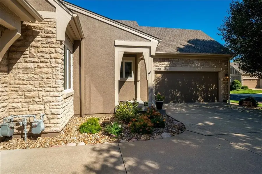 7870 W 157th Terrace, Overland Park, KS 66223 - #2