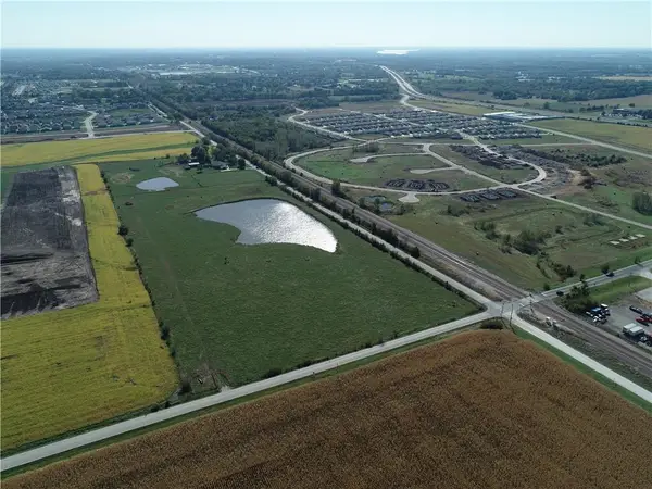 19151 Woodland Road, Spring Hill, KS 66083