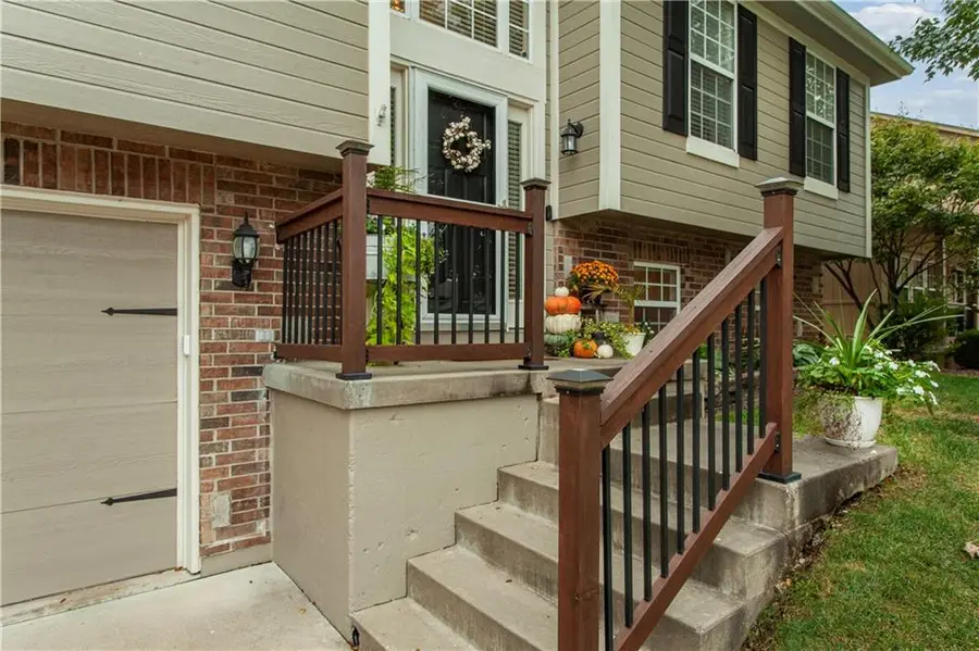 1341 SE Dalton Drive, Lees Summit, MO 64081 - #2