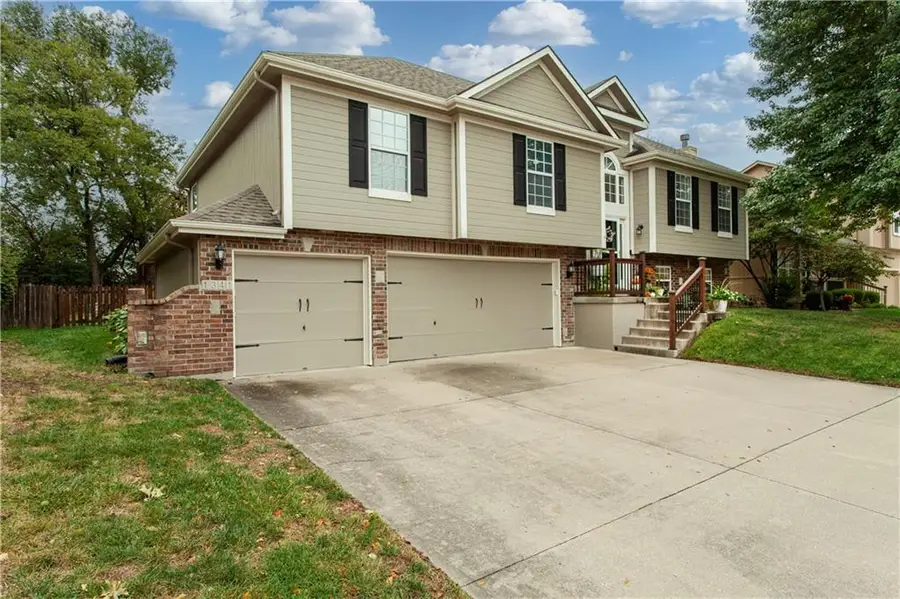 1341 SE Dalton Drive, Lees Summit, MO 64081 - #3