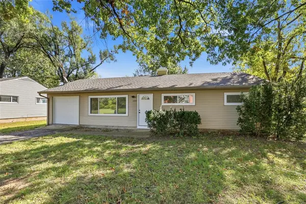 11235 Bristol Terrace, Kansas City, MO 64134