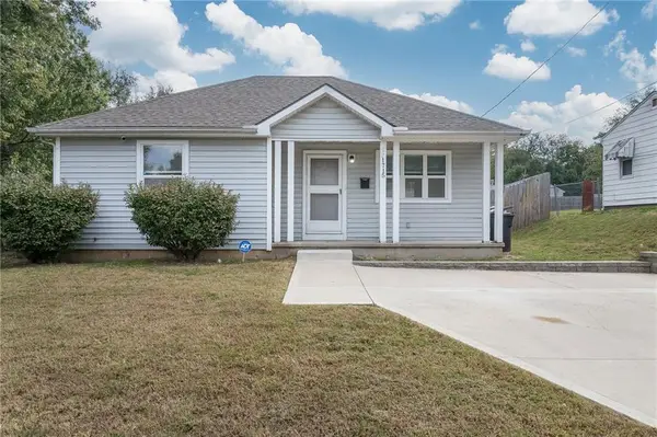 1715 Borden Avenue, St Joseph, MO 64507