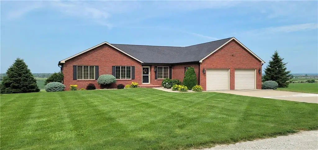 19540 Kingsview Drive, Mound City, MO 64470 - #1