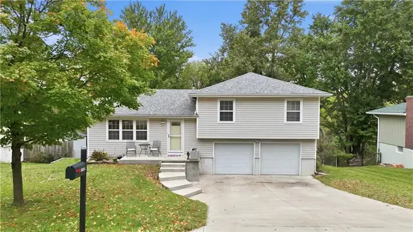 8024 NW Cadwallader Street, Kansas City, MO 64152