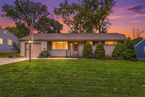 6920 W 72nd Terrace, Overland Park, KS 66204