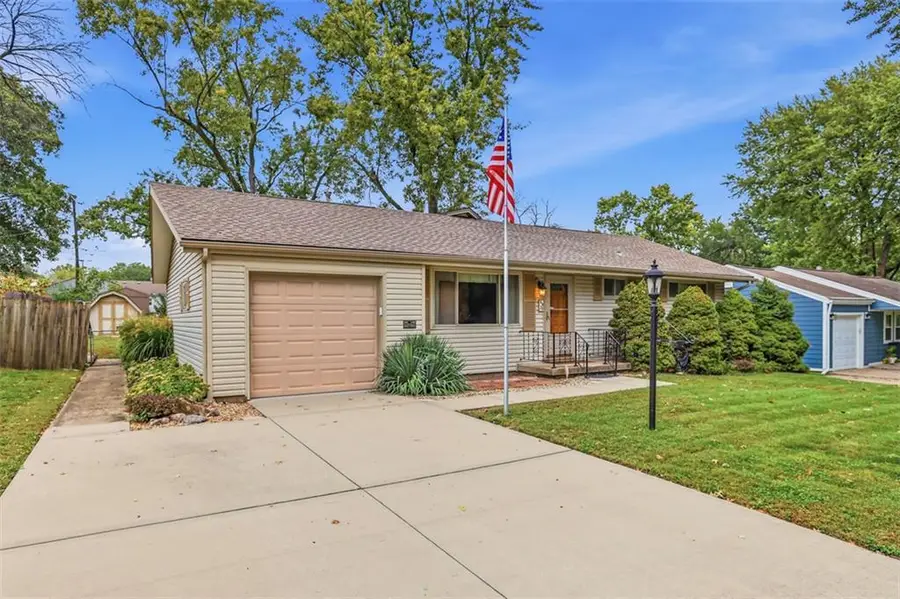 6920 W 72nd Terrace, Overland Park, KS 66204 - #3