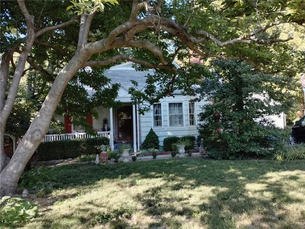 7626 W 61st Street, Overland Park, KS 66202 - #1