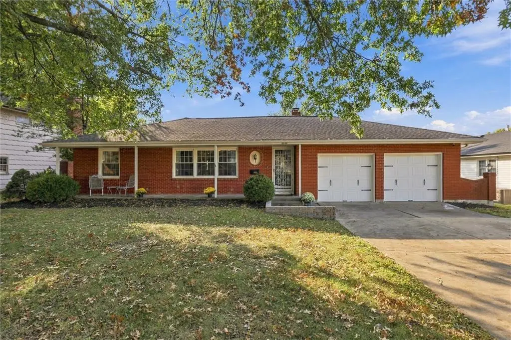 8528 Maywood Avenue, Raytown, MO 64138 - #1
