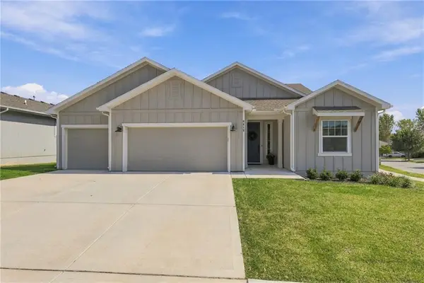 8015 N Sycamore Avenue, Kansas City, MO 64158