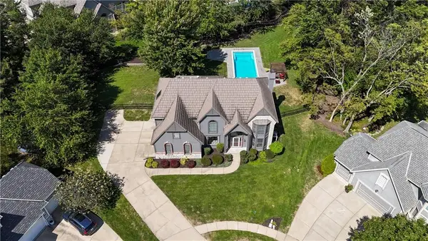 9410 141st Street, Overland Park, KS 66221