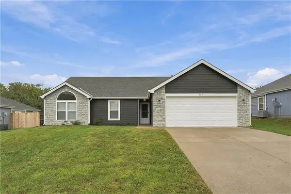 3016 Winston Drive, Lawrence, KS 66049