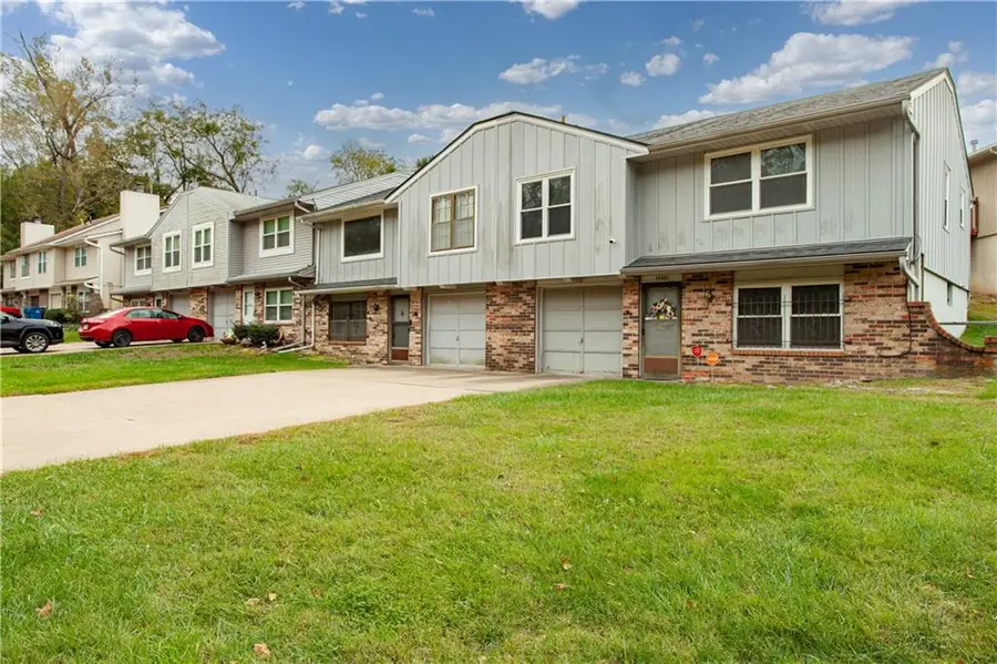 15305 E 45th Terrace S, Independence, MO 64055 - #2