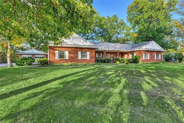 7 Lindenwood Lane, St Joseph, MO 64505