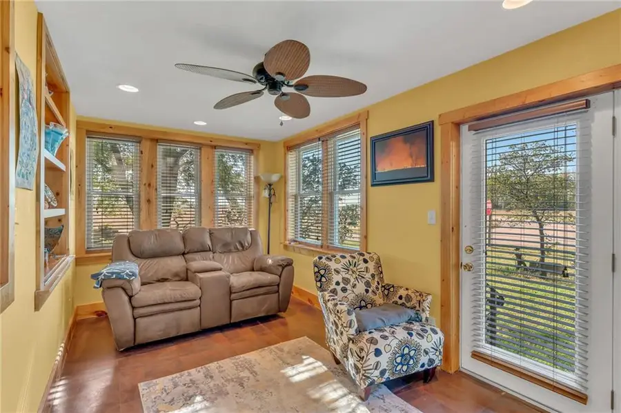 7531 NW Us 24 Highway, Topeka, KS 66618 - #3