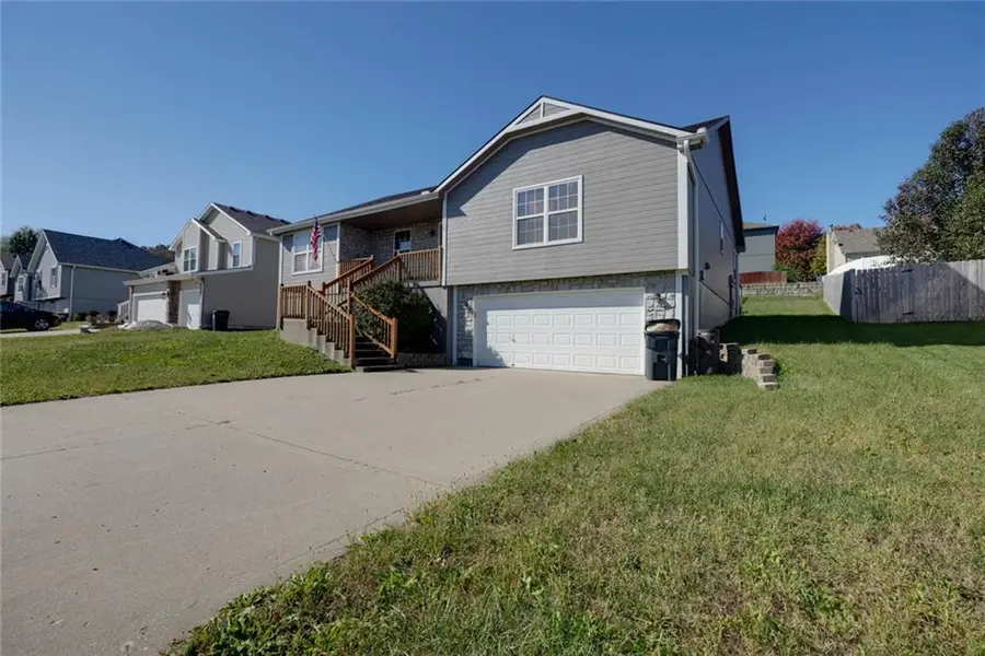 716 SW Brome Drive, Grain Valley, MO 64029 - #3
