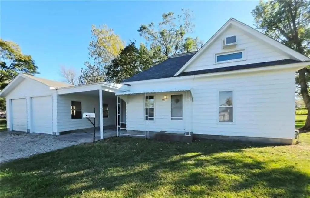406 W 23rd Street, Fort Scott, KS 66701 - #1