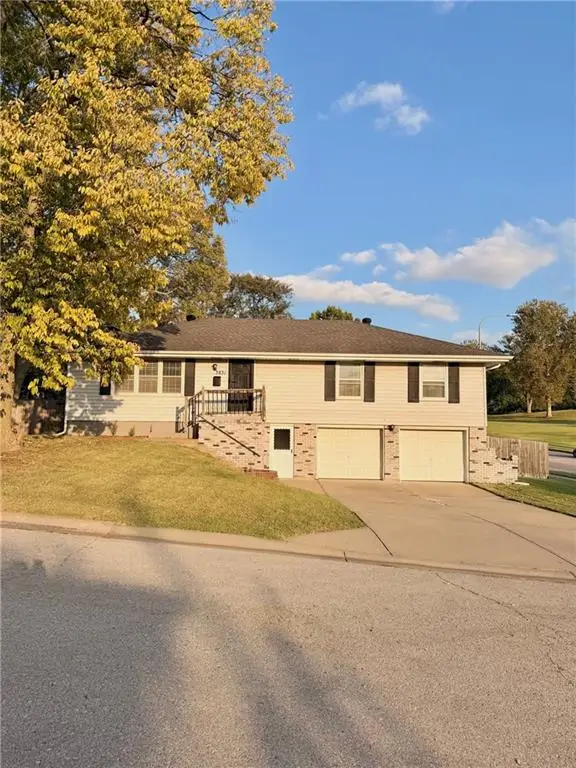 3831 S Kiger Road, Independence, MO 64055 - #1