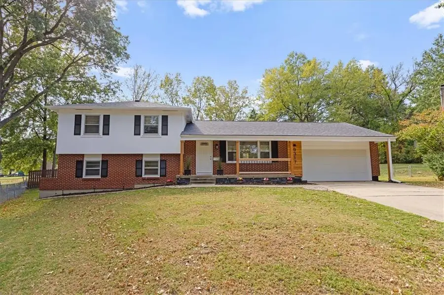 9317 Hardy Drive, Overland Park, KS 66212 - #2