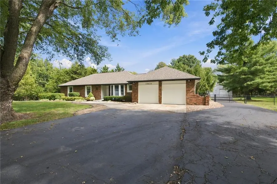 19475 Hardy Street, Overland Park, KS 66085 - #2