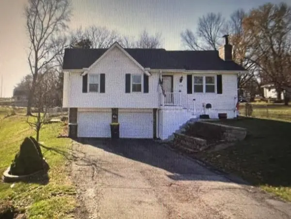 919 Ne 114th Street, Kansas City, MO 64155