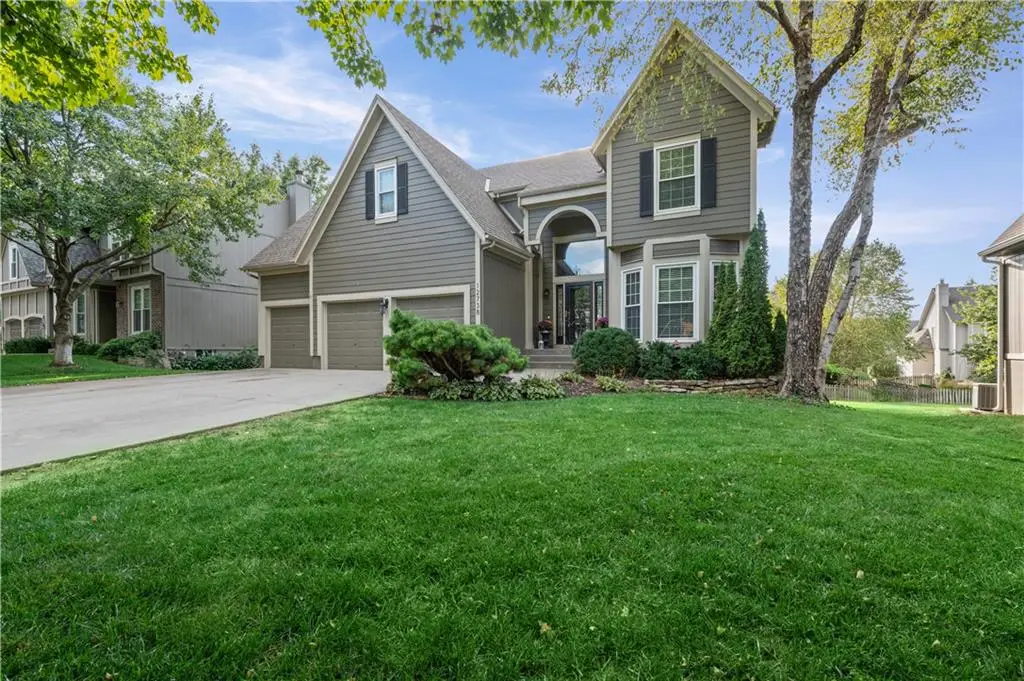 12738 King Street, Overland Park, KS 66213 - #1