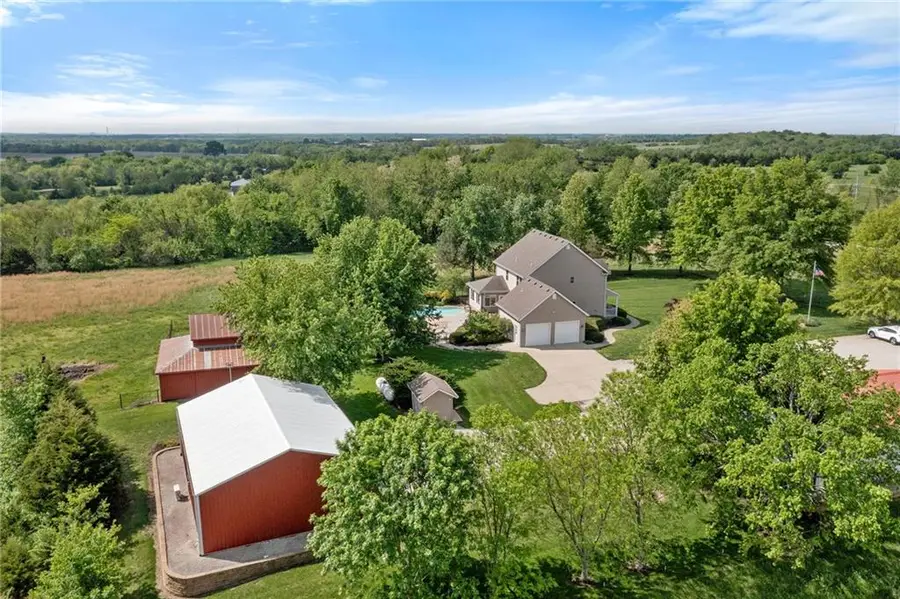 35559 Metcalf Road, Louisburg, KS 66053 - #3