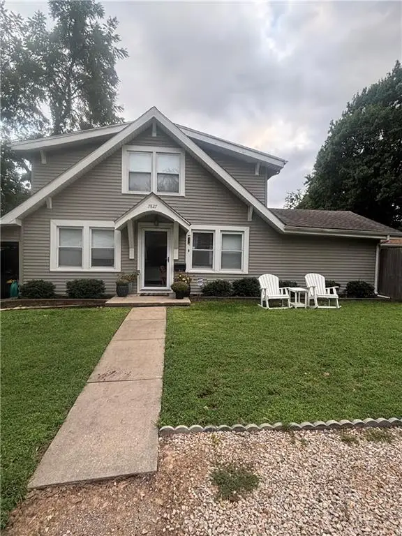 7827 Main Street, Kansas City, MO 64114 - #1