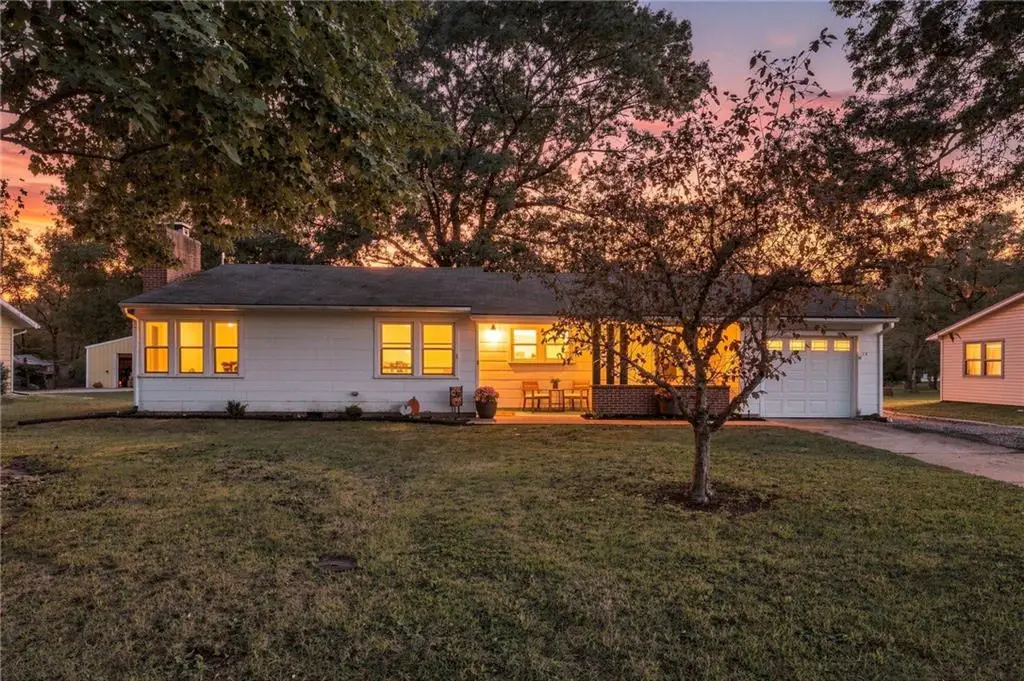 502 Pine Street, Wellsville, KS 66092 - #1