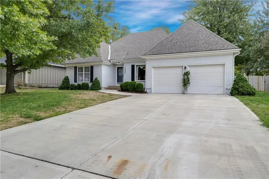 15221 W 84th Terrace, Lenexa, KS 66219 - #3