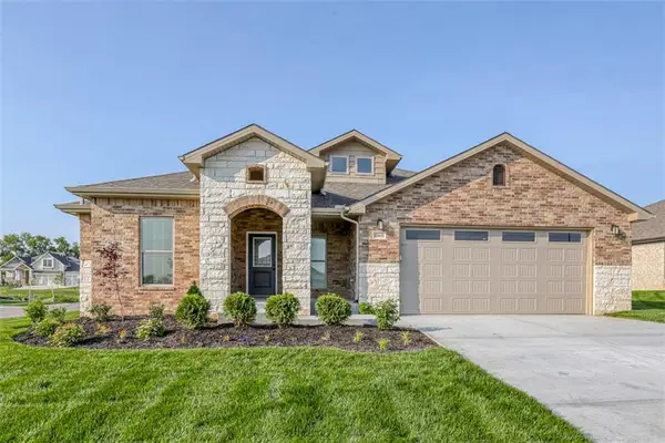 18989 W 170th Place, Olathe, KS 66062