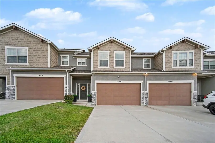 7438 Grand Slam Street, Parkville, MO 64152 - #3