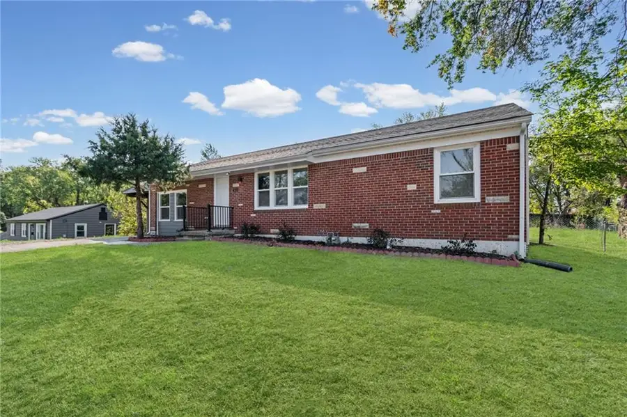 4311 Yecker Avenue, Kansas City, KS 66104 - #2