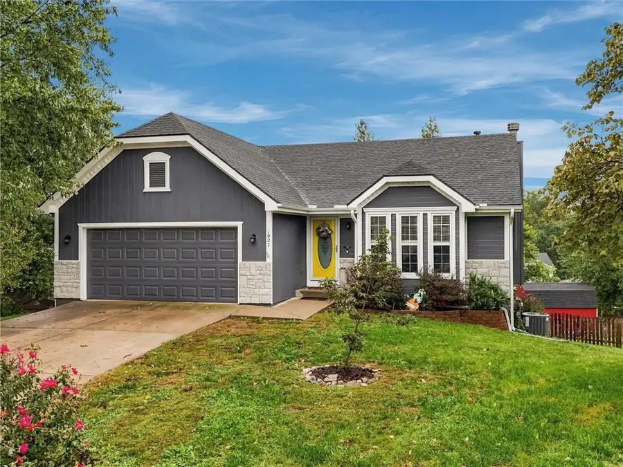 1027 Swallow Court, Liberty, MO 64068 - #2
