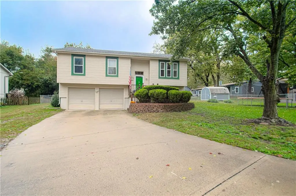 612 E 3rd Street, Edgerton, KS 66021 - #1