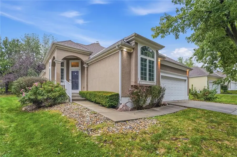 13408 Summit Court, Kansas City, MO 64145 - #2