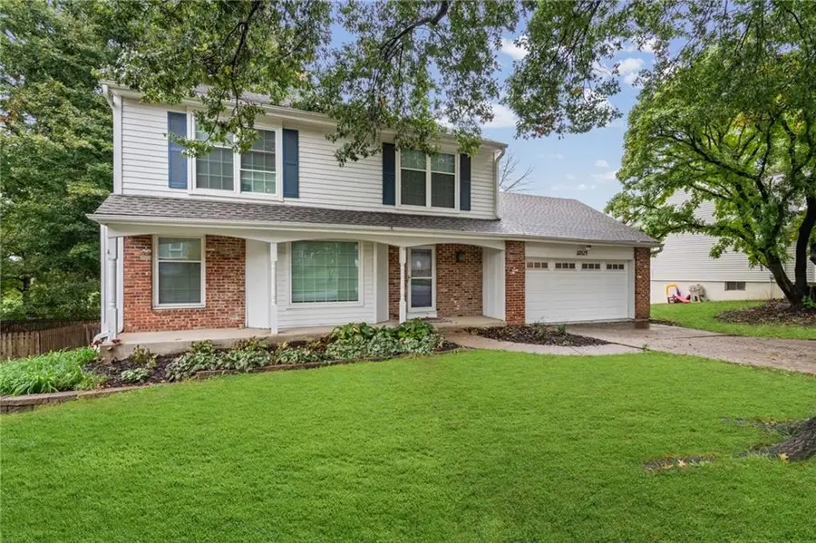 10324 Rosehill Road, Overland Park, KS 66215 - #3