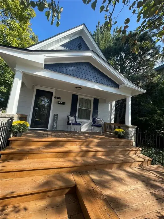 4401 Madison Avenue, Kansas City, MO 64111