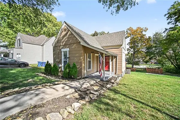 303 N Morse Avenue, Liberty, MO 64068