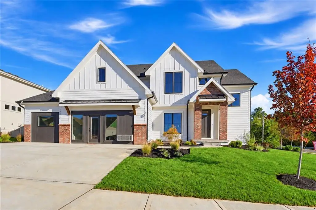 18330 W 195th Street, Spring Hill, KS 66083 - #1
