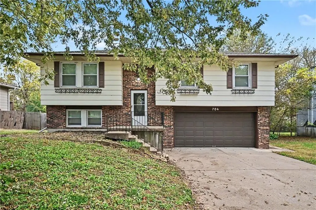 704 N 20th Street, Leavenworth, KS 66048 - #1