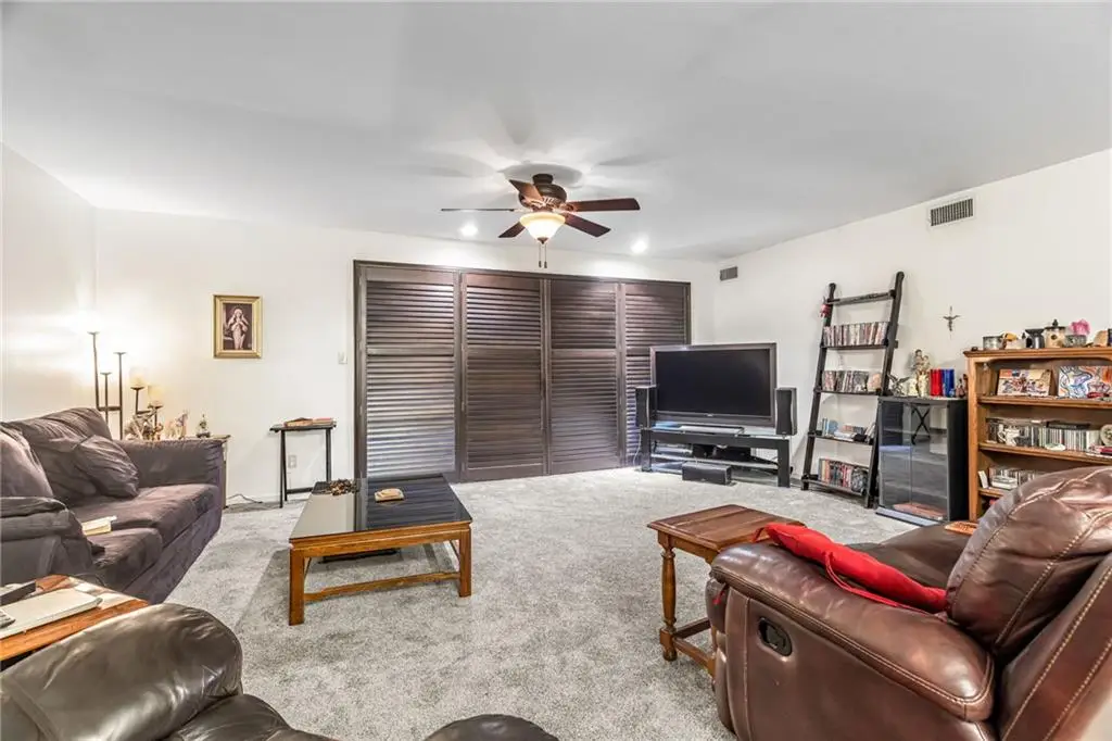 4511 Headwood Drive #10, Kansas City, MO 64111 - #1
