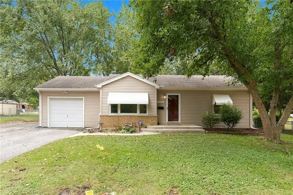10601 E Sheley Road, Independence, MO 64052 - #1