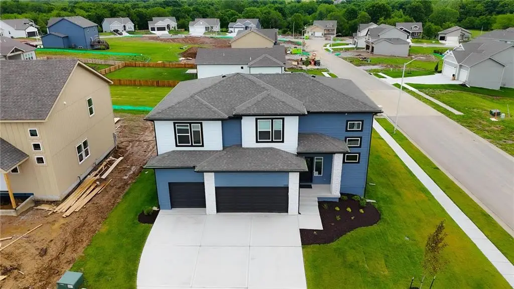 1601 Portsmouth Lane, Raymore, MO 64083 - #1