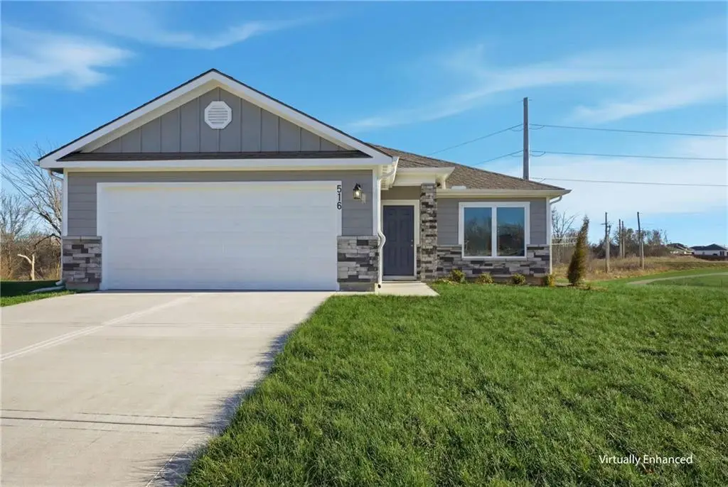 1606 SW 10th Terrace, Oak Grove, MO 64075 - #1